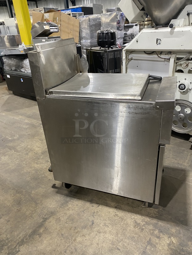 Frymaster Commercial Natural Gas Powered Pasta Cooker/Rethermalizer! With Backsplash! All Stainless Steel! MODEL: FBCR18CSE SN:1208HR0002! 110-120V 1PH! On Casters! - Image 2 of 10
