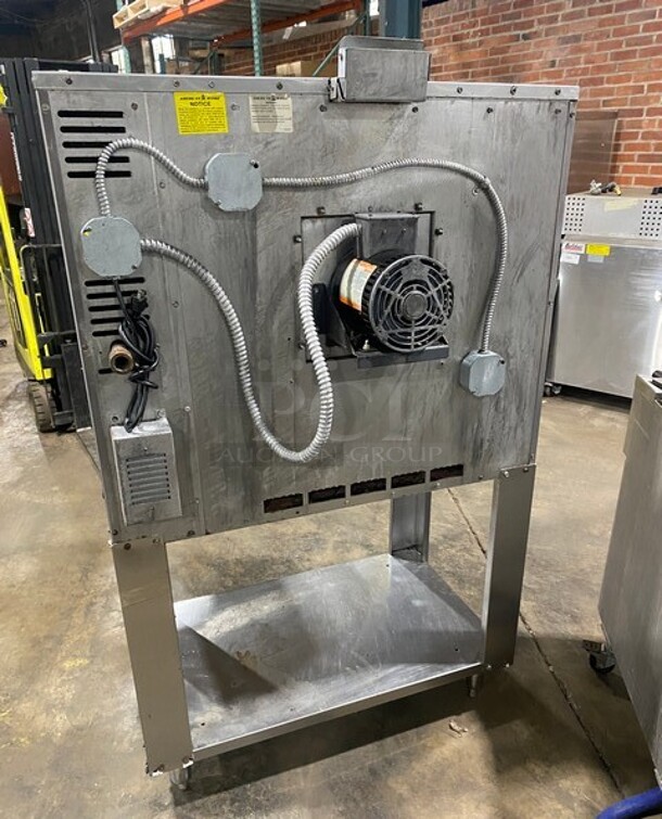 American Range Majestic Stainless Steel Commercial Gas-Powered Full-Size Convection Oven w/ View Through Doors, Metal Oven Racks and Thermostatic Controls and Under Shelf on Commercial Casters! - Image 4 of 7