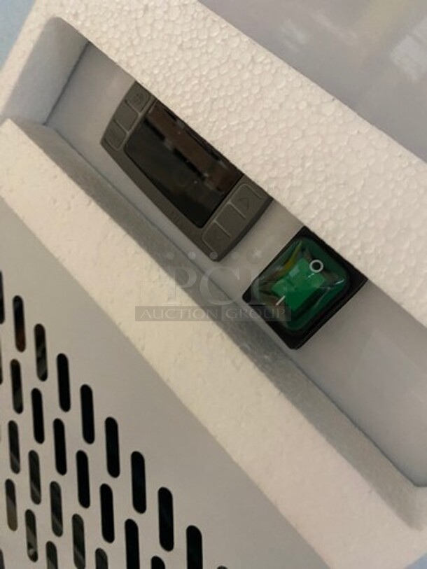 AMAZING! NEW! SCRATCH-N-DENT! Omcan Commercial Refrigerated Italian Style Marble Top Pizza Prep Table! With 3 Door Storage Space Underneath! Poly Coated Racks! All Stainless Steel! Model: PTCN0581 SN: 41145 110V - Image 11 of 12