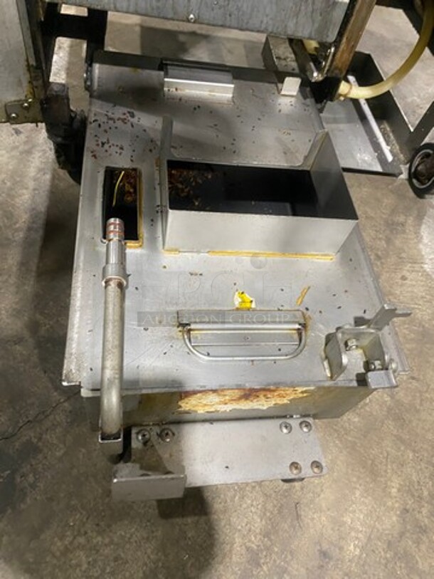 Henny Penny Commercial Natural Gas Powered 2 Bay Fryer! All Stainless Steel On Casters! Model: EEG142FFXX SN: BW1304009 - Image 8 of 12