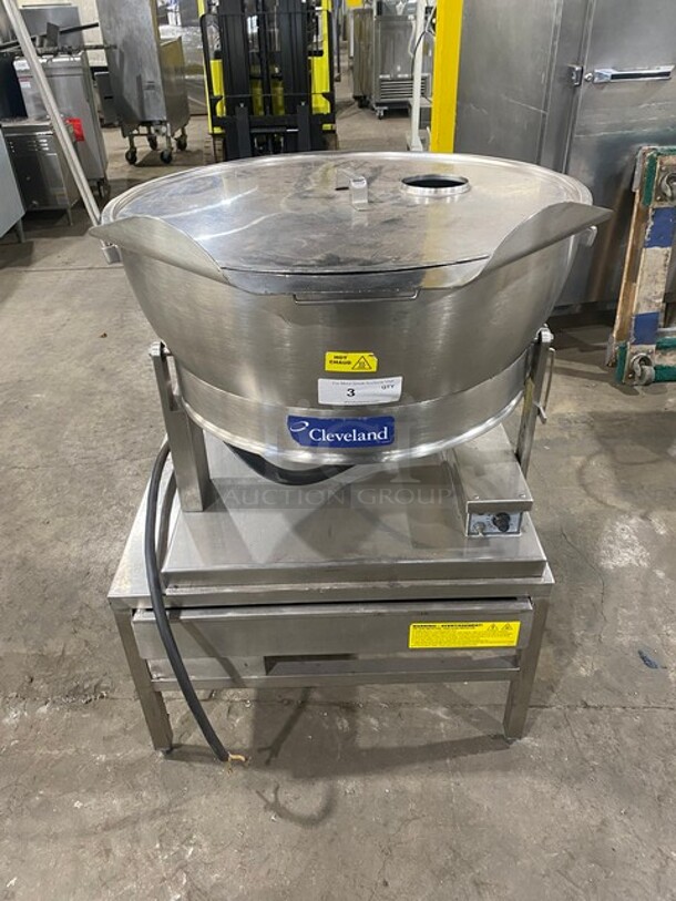 Cleveland Commercial Countertop 15 Gallon Tilting Soup Kettle/ Tilt Skillet! On Equipment Stand! With Single Drawer Storage Space! All Stainless Steel! On Legs! Model: SET15 SN: WT661107B03 208V 60HZ 3 Phase