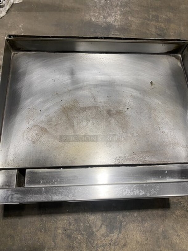 WOW! Vulcan Commercial Countertop Electric Powered Flat Grill! All Stainless Steel! Thermostatic Control! 36"! On Legs! - Image 5 of 9