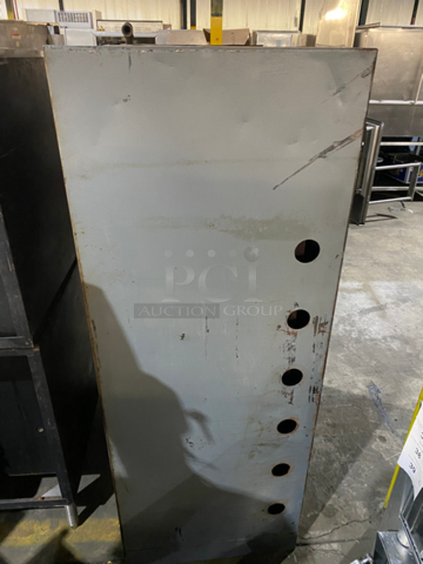 Attias Commercial Natural Gas Powered Single Deck Pizza Oven! All Stainless Steel! - Image 4 of 8