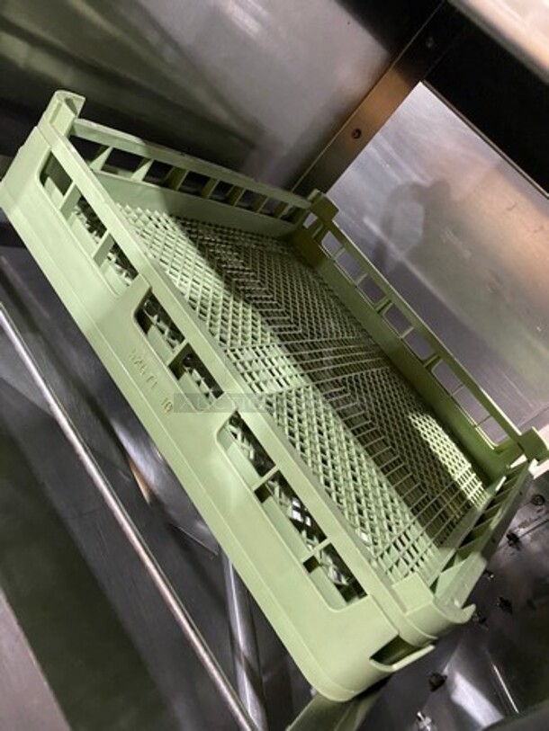 Auto Chlor Commercial Heavy-Duty Pass-Through Dish Washer! All Stainless Steel! On Legs! Model: A4 SN: 18752 115V 60HZ 1 Phase - Image 5 of 10