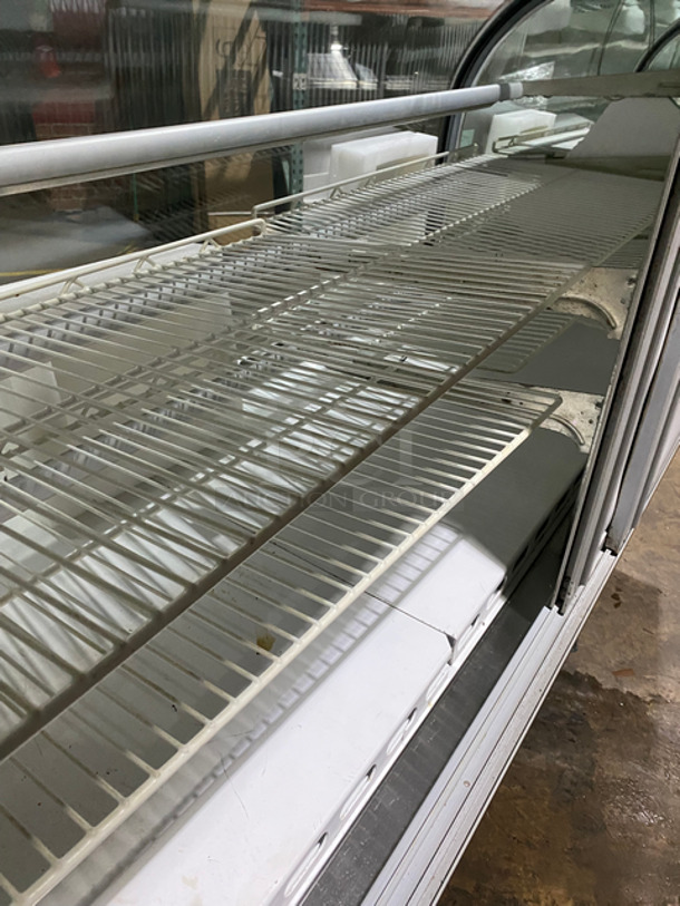 NICE! Spartan Commercial Refrigerated Bakery Showcase Merchandiser! With Curved Front Glass! With Sliding Back Door Access! With Poly Coated Racks! Model: 57RO - Image 5 of 9