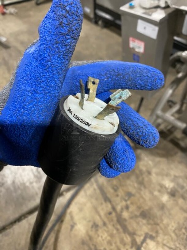 West Glen Commercial Vertical Cutter/Mixer/Mincer! All Stainless Steel! On Legs! Model: WGM445 SN: KJ200144 208V 60HZ 3 Phase - Image 9 of 9