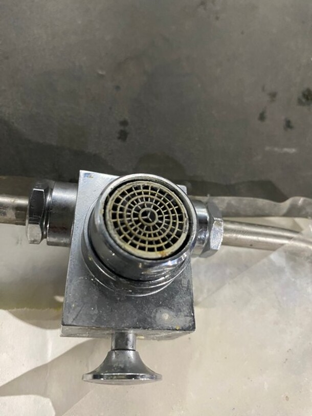 Eye Washer Safety Eye Flush Equipment! - Image 4 of 5