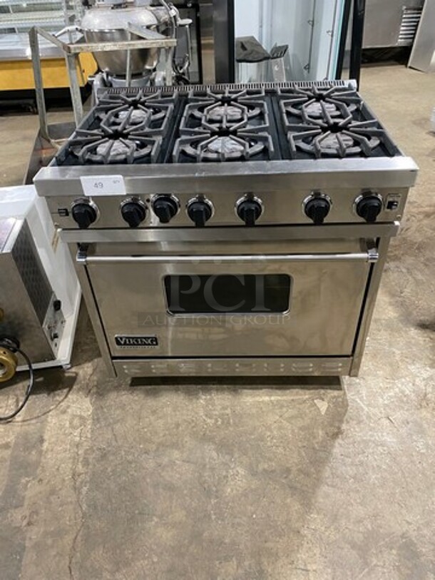 Viking Commercial Natural Gas Powered 6 Burner Range! With Convection Oven Underneath! All Stainless Steel! 