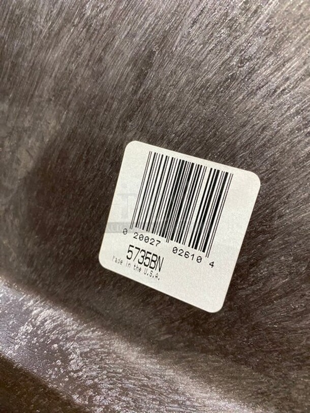 New! Cambro Commercial Trash Can! - Image 6 of 6