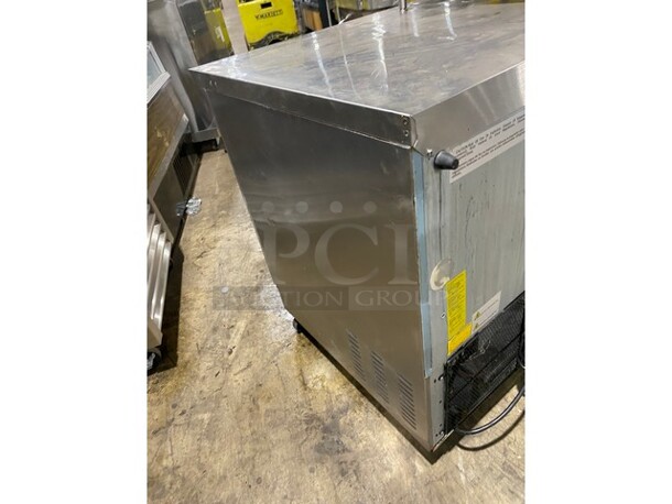 IKON Stainless Steel Commercial 3 Door Undercounter Freezer! On Commercial Casters! MODEL: KUC72F SN: KUC72F 9024462 115V 1 PH! Electric Powered! On Casters! - Image 4 of 8