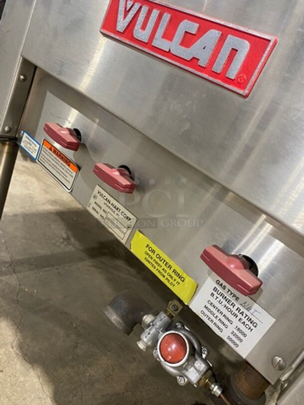 WOW! BRAND NEW! NEVER USED! Vulcan Commercial Natural Gas Powered 5 Ring Jet Burner Stock Pot! All Stainless Steel! On Legs! Model: SPR10005 SN: 481079555RS - Image 7 of 10