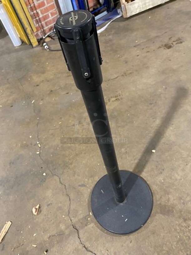 ALL ONE MONEY! Tensabarrier Retractable Belt Barrier! 1 Set of 6 Barriers! - Image 2 of 5