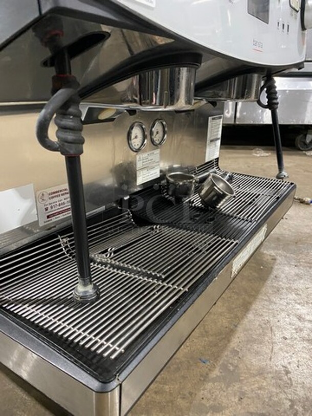WOW! LATE MODEL! Dunkin Donuts Edition! Schaerer Commercial Countertop 2 Group Espresso Machine! With Steam Lines! Stainless Steel! On Small Legs! - Image 8 of 12