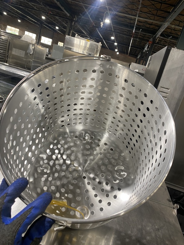 One New Steamer Basket! MODEL: BSK-80! - Image 7 of 7