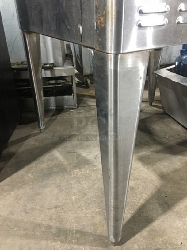 NICE! LATE MODEL! 2018 Blodgett Commercial Natural Gas Powered Convection Oven! With View Through Doors! Metal Oven Racks! All Stainless Steel! On Legs! WORKING WHEN REMOVED! Model: SHO100G SN: 080818CR080S - Image 12 of 12