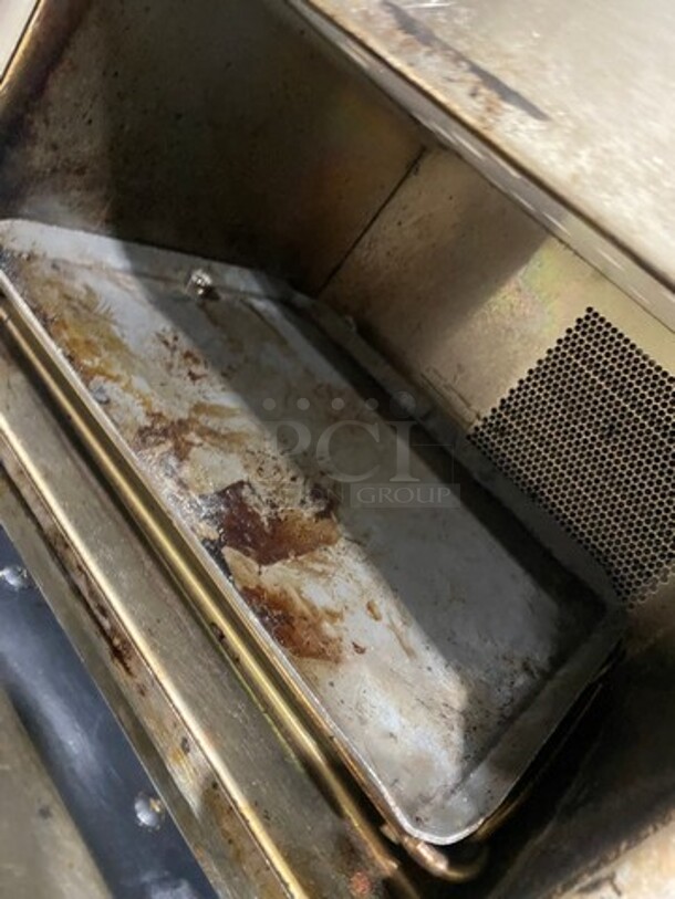 LATE MODEL! 2019 Turbo Chef Commercial Countertop Rapid Cook Oven! On Small Legs! Model: NGO SN: NGOD50141 208/240V 60HZ 1 Phase - Image 7 of 9