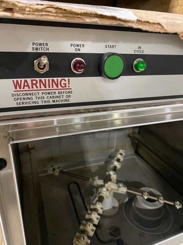 Champion Stainless Steel Commercial Undercounter Dishwasher! 208V 1Ph - Image 6 of 8