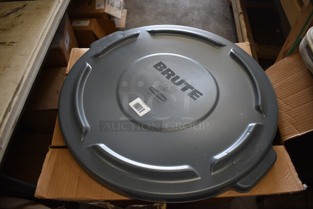 6 BRAND NEW IN BOX! Rubbermaid Brute Gray Poly Trash Can Lids. 24x22x2. 6 Times Your Bid!