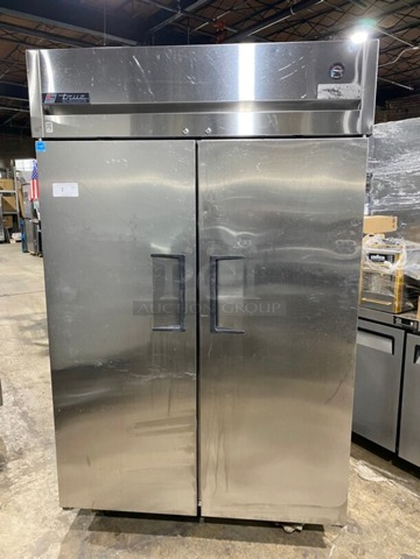 NICE! True Commercial 2 Door Reach In Cooler! With Poly Coated Racks And Pan Rack! All Stainless Steel! On Casters! Model: TG2R2S SN: 7325119 115V 1 Phase! Working When Removed! - Image 1 of 9