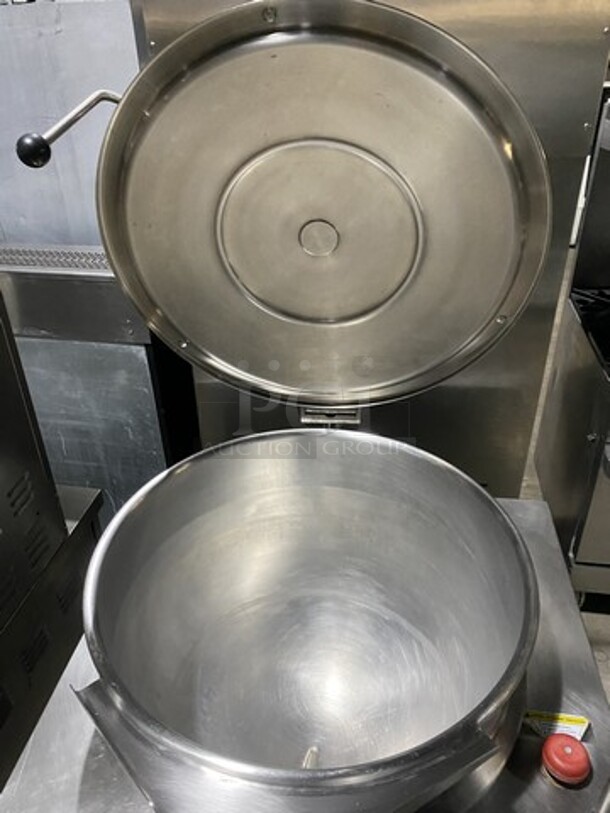 Nice! Late Model  Cleveland Tilted Soup Kettle! All Stainless Steel! Model KDM-40T Serial KDM40TP! On Legs!  - Image 5 of 10