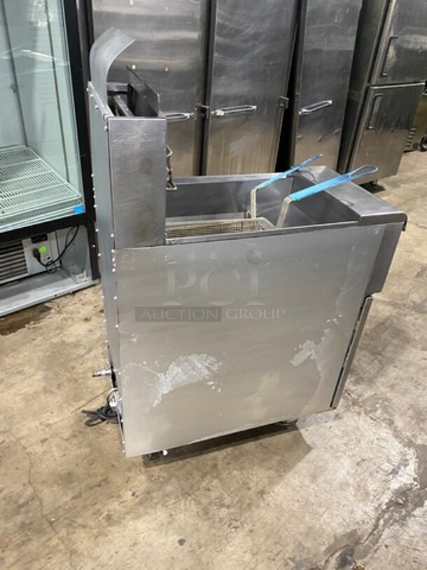 Frymaster Commercial Natural Gas Powered Deep Fat Fryer! With 2 Frying Baskets! With Backsplash! All Stainless Steel! On Casters! - Image 4 of 8