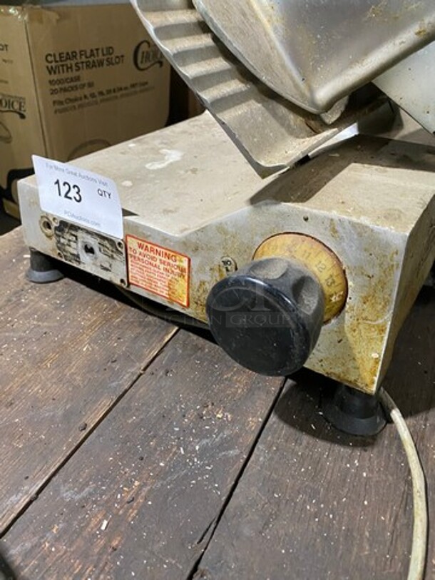 Commercial Countertop Deli/ Meat Slicer! All Stainless Steel! Model: 827 SN: 9775000305614 115V 60HZ 1 Phase - Image 7 of 8