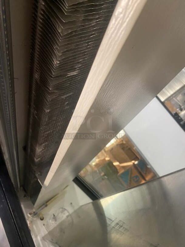 True Commercial Refrigerated Deli/Bakery Display Case! With Slanted Front Glass! With Sliding Glass Rear Access Doors! All Stainless Steel! Model: TDBD722 SN: 13739133 115V 60HZ 1 Phase - Image 6 of 8