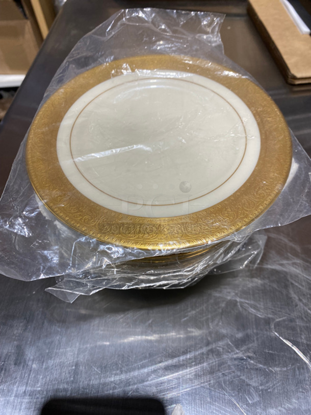 BEAUTIFUL! ELEGANT! BRAND NEW! NEVER USED! Lenox 12 Piece 5" Saucers! Ivory With 24K Gold Trim Dinnerware Collection! Includes Protective Material Carrier! 12x Your Bid! - Image 2 of 7