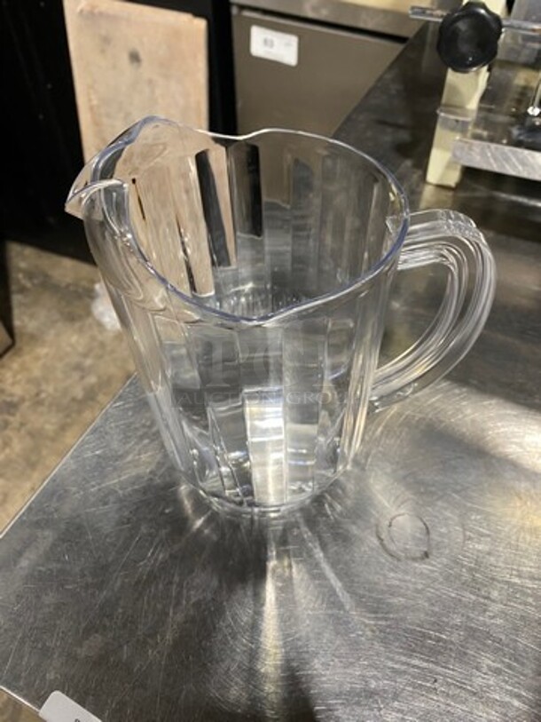 NEW! IN THE BOX! ALL ONE MONEY! Carlisle Clear Poly 60 OZ Pitcher! - Image 3 of 7
