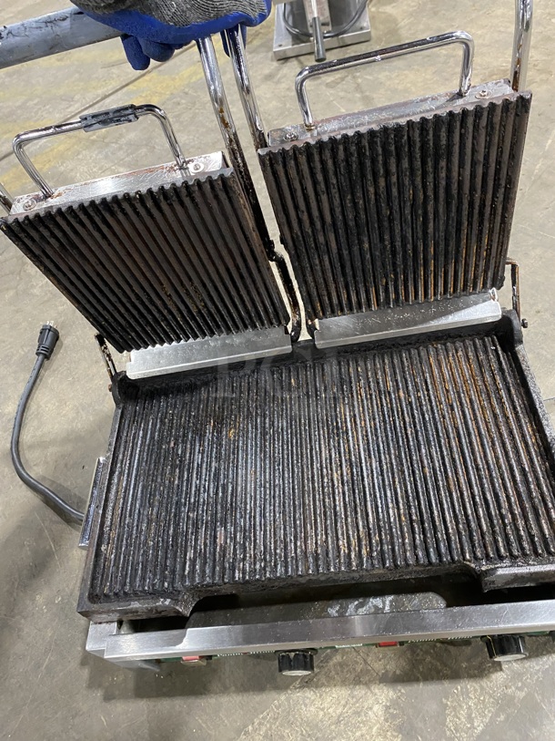WARING PANINI OTTIMO Stainless Steel Commercial Countertop Dual Panini Press!  Model WPG300 240V/60Hz/ - Image 5 of 8