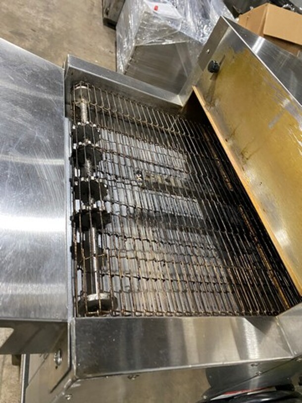 AMAZING! LATE MODEL! Vollrath Commercial Countertop Electric Powered Conveyor Pizza/ Baking Oven! On Legs! On Equipment Stand! With Storage Space Underneath! All Stainless Steel! On Casters! Model: JPO18 SN: L06001389542001 240V! WORKING WHEN REMOVED! - Image 5 of 10