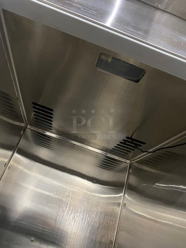Victory Commercial Single Door Reach In Cooler! All Stainless Steel! On Legs! MODEL RS1DS7 SN:E0975722 115V 1PH - Image 6 of 9
