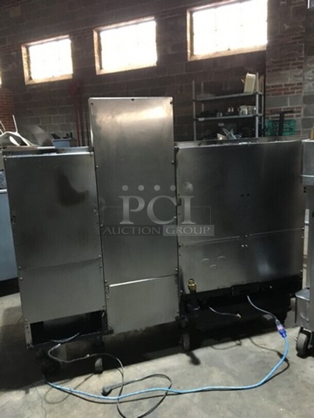 FAB! Frymaster Natural Gas Powered 3 Bay Deep Fat Fryer! With Middle Fryer Basket Rack! With Oil Filter System! All Stainless Steel! On Casters! Model FMPH355CSC Serial 0803IJ0021! - Image 4 of 12