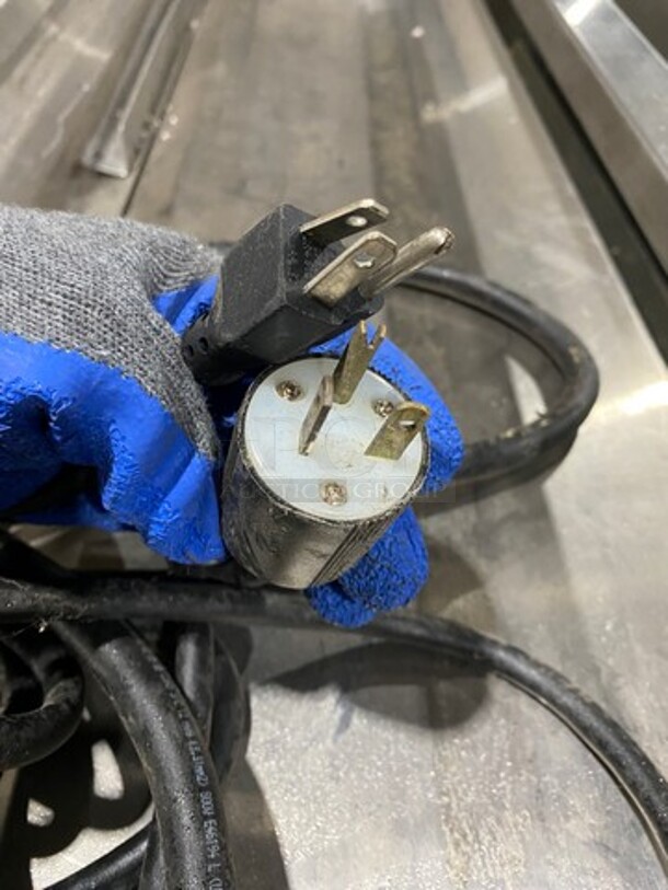 Commercial Custom-Made Cold Pan! With 2 Door Storage Space Underneath! All Stainless Steel! On Casters! - Image 8 of 8