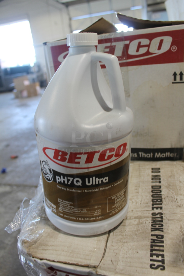PALLET LOT of Approximately 28 Boxes of 4 NEW Jugs of Betco pH7Q Ultra One Step Disinfectant Jugs. 28 Times Your Bid!