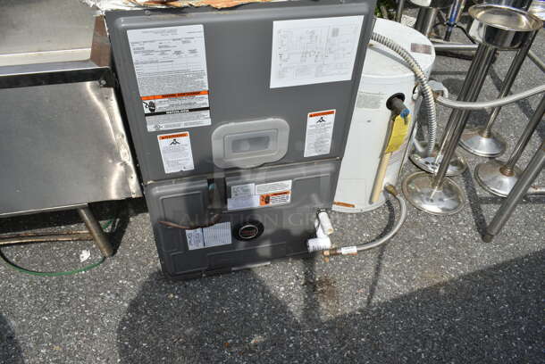 Rheem RCHL-36A1GH21 Metal Air Conditioner Air Handler. 208/240 Volts, 1 Phase.  - Image 1 of 3