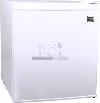 BRAND NEW SCRATCH AND DENT! RCA RFRF110-B Vertical Upright Mini Freezer, 1.1 cu. ft, White. 115 Volts, 1 Phase. Tested and Working!