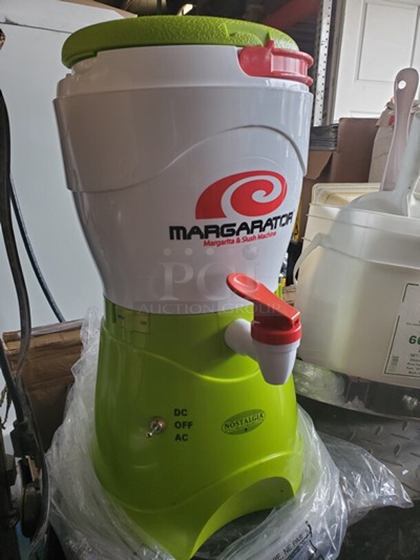 MARGARATOR Margarita & Slush Machine  - Image 2 of 4