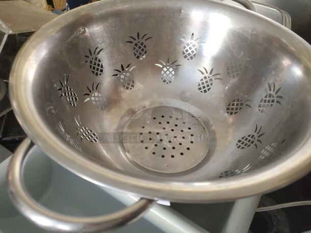 Stainless Steel Colander  - Image 2 of 5