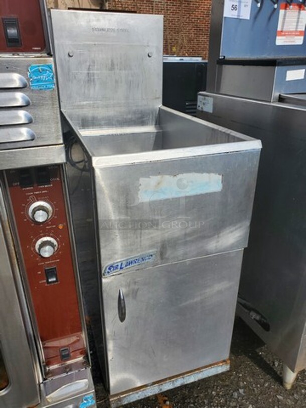 PITCO Sir Lawrence Lbs. 40 Capacity  Propane Fryer 15X30X34 - Image 3 of 7