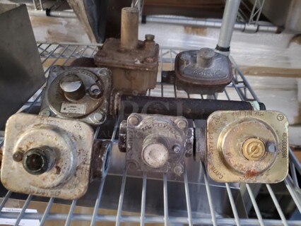 GAS Regulator.