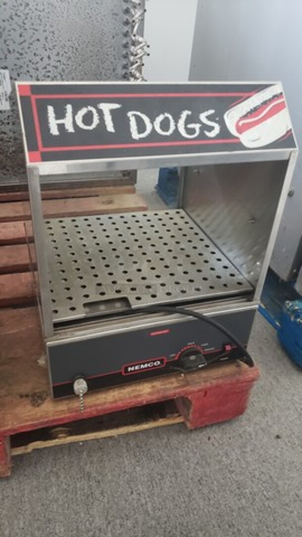Nemco 8301 Hot Dog Steamer Not tested (Location 2)