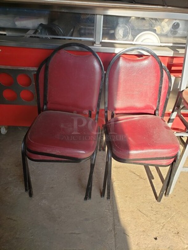 Lot of 5 Chairs - Image 1 of 1