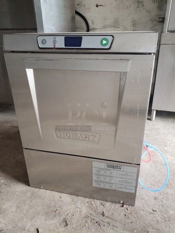 Hobart LXEH High Temp Rack Undercounter Dishwasher!

120/208 V
1 PH
60 Hz

208-240 V
3 PH - Image 1 of 6
