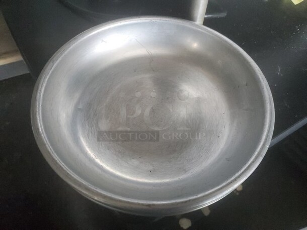 Aluminum Platter 10"  9XBID - Image 1 of 3