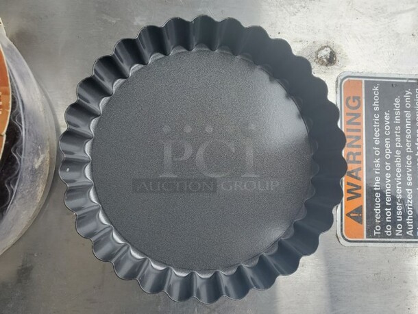 ALL ONE MONEY Lot of 12 mini tart pan ! - Image 3 of 4