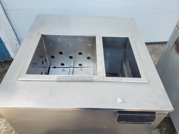 Victory Single Door Refrigerator|115V|27"X29"X30"|Working! - Image 3 of 4