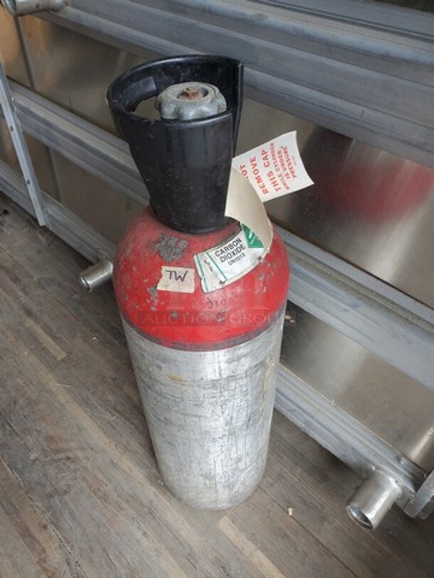 CO2 Tank - Image 2 of 3