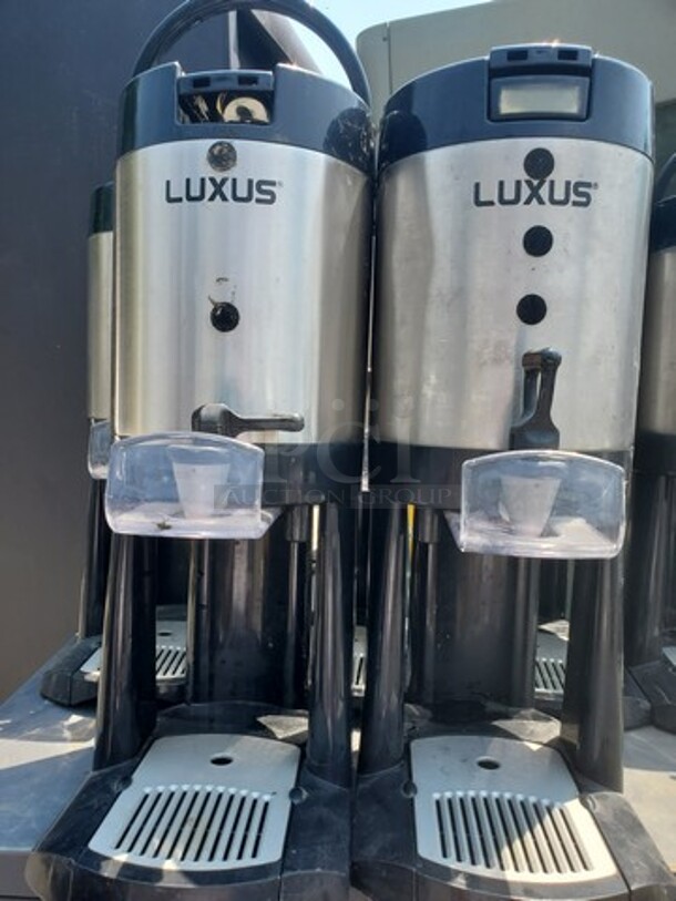 1 gal LUXUS Thermal Coffee Dispenser, Black/Stainless Steel BIDX9 - Image 2 of 3