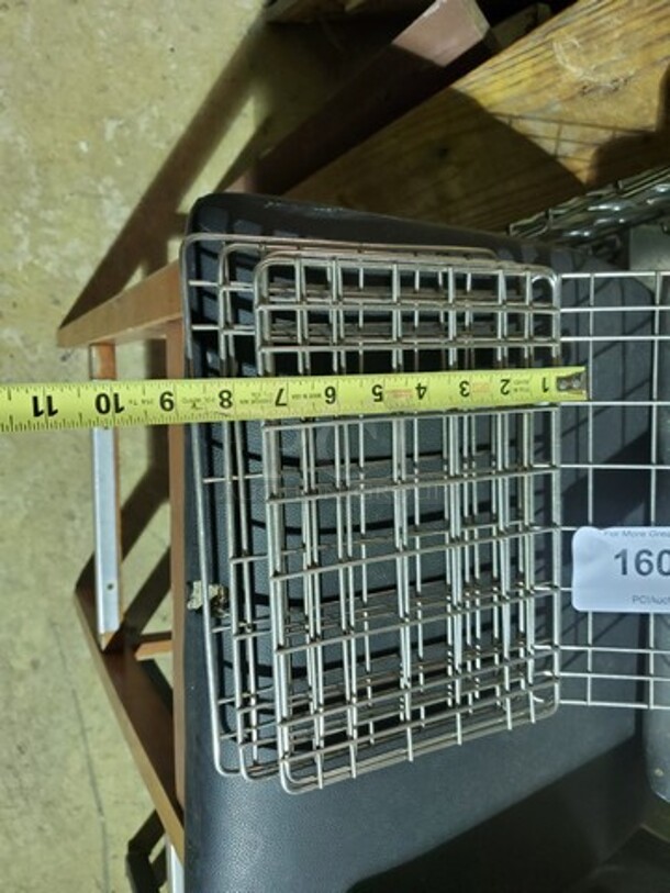 Lot of 5 Cooling Racks - Image 4 of 4
